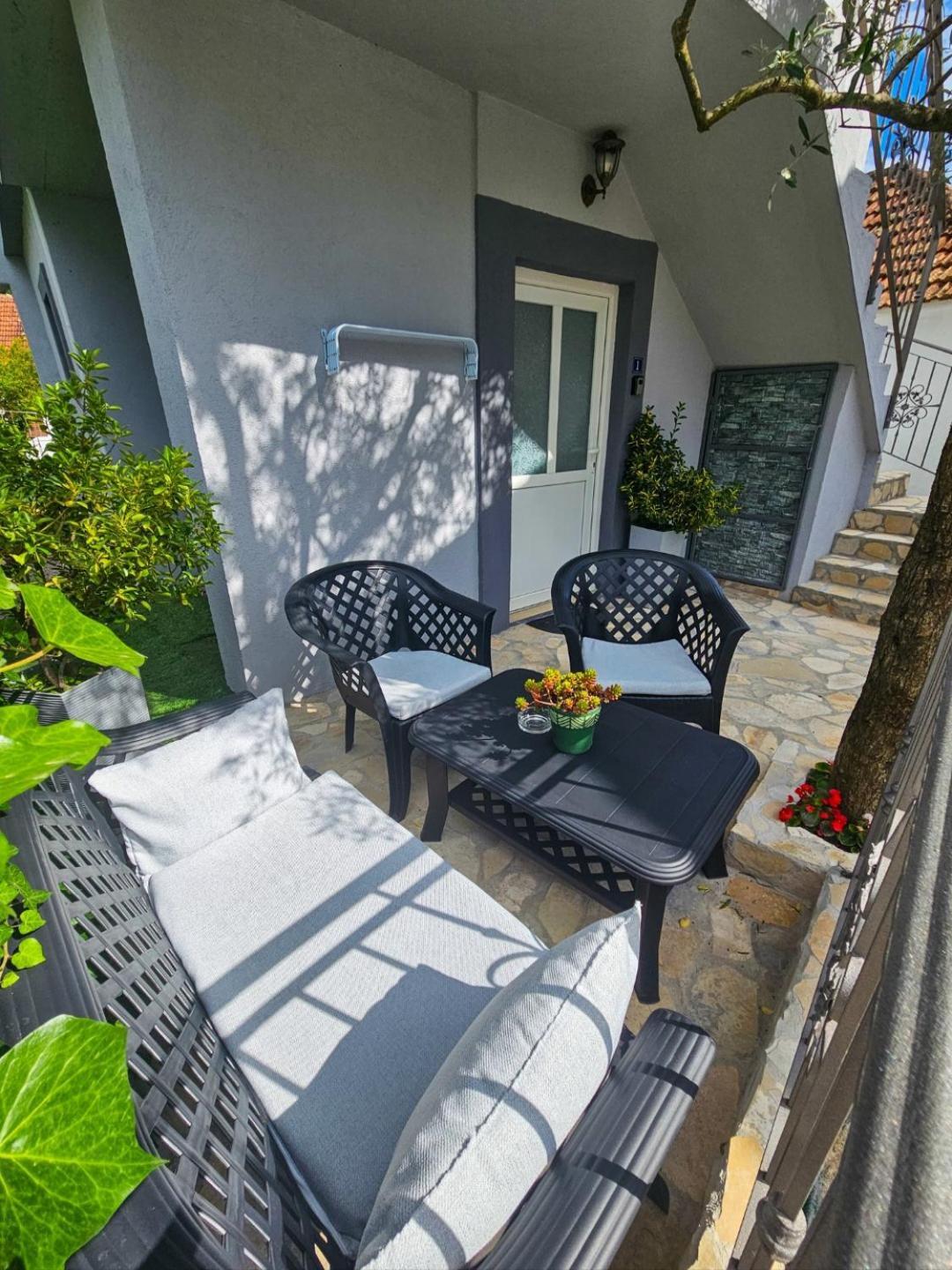 Tivat Studio Apartment 5 Min From Airport Tivat Mrcevac Exterior photo