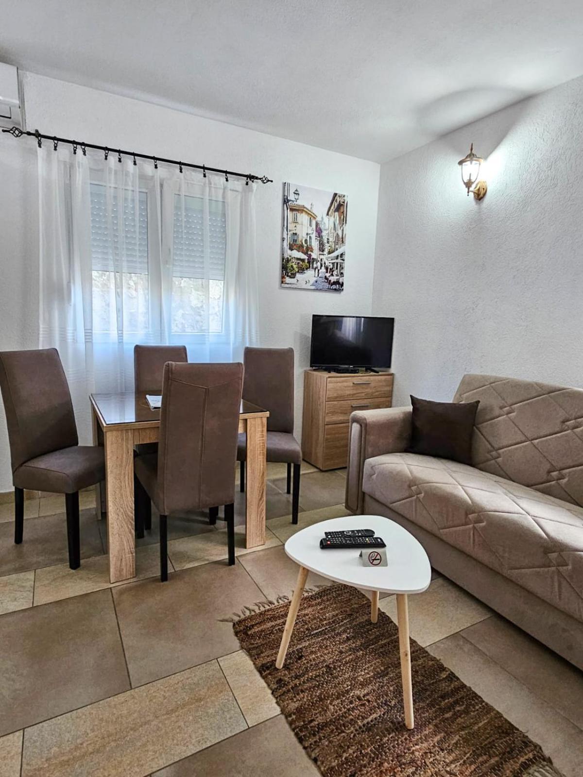 Tivat Studio Apartment 5 Min From Airport Tivat Mrcevac Exterior photo